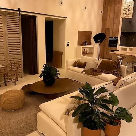Loft Augustine 아파트 루케이트